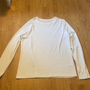 a white long sleeve tee from target size xx-large
